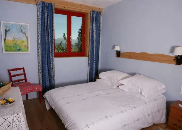 Chambres D'hotes Le Serpolet Bed & Breakfast